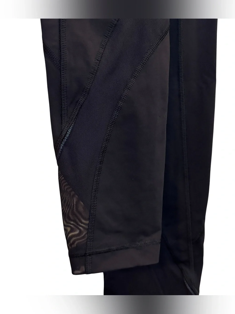 Lululemon Train Times 7/8 Pant 25